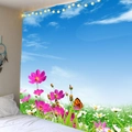 Tenture murale de chambre avec fleurs de cosmos roses et décor de paysage de prairie - Petit Herbe Ciel Bleu