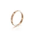 Minimalistische roségouden titanium ring met industriële golftextuur en geborstelde finish - US 6 / Roségoud