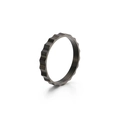 Minimalistische zwarte titanium stalen ring met industrieel tandwiel-golfpatroon - US 6 / Zwart