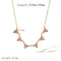 Collana in acciaio inossidabile placcato oro 18k con ciondolo a fiori di cristallo rosa - Stile Trifoglio con Triplo Strass Rosa (TN3376-PK)
