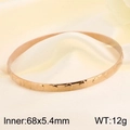 Roségoldfarbenes Titanarmband mit punktierter Struktur, Innendurchmesser 68mm - Herz-Muster Einzelner Armreif / Innen 68x5.4mm / Roségold