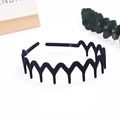 Classic matte black wavy zigzag hair hoop with anti-slip design for secure styling - Wave Wide Tooth / Dark Blue