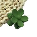 Matte green flower hair claw clip with a five-petal design on a straw woven background - Small Flower Style / Green