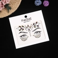 Vista macro de joyas faciales de cristal AB irisado con varias formas de diamantes - Gris Iridiscente
