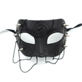 Vintage Punk Halbmaske in Mattschwarz mit silbernen Spikes und Metallketten - Prinz-Stil - Punk-Kette / Schwarz