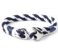 Detail van blauw en wit nylon gevlochten touw met een zilveren roestvrijstalen ankersluiting - 19cm / Marineblauw Wit