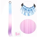 Detalle de extensión de pelo degradado azul rosa púrpura con goma elástica negra fija - 5# (70cm/100g) / Degradado Azul Rosa Púrpura