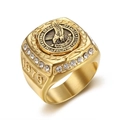 Bague pour homme en acier doré avec aigle, gravure 1979 et détails en strass - US 7 / Doré