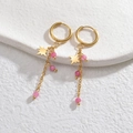 Ohrringe aus 14K vergoldetem Edelstahl mit Sternanhänger und rosa Perlenkette - Rot