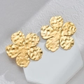 Textured 18K gold-plated hammered flower stud earrings for women in a vintage style - Five-Petal Flower Hammered Gold Stud Earrings (E815)