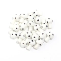 White|about 20mm Long, About 15mm Wide, About 2mm Aperture