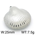 Silver scallop shell pendant in stainless steel, 25mm width and 7.5g weight, white background - Scallop Style 1 (KLJ3824-Z) / 25mm / Steel