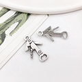 Ciondolo a cavatappi argento antico per gioielli fai-da-te con finitura vintage - Aprivino in argento antico 10551