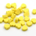 Gelbe Herzperlen aus Fimo mit matter Textur für die DIY-Schmuckherstellung - 100 Stk/Packung / Gelb