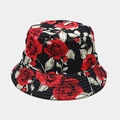 Dettaglio della fantasia floreale con rose rosse sul cappello alla pescatora in cotone nero - M (56-58cm) / Manico Rosa Nera Sfumatura Rosa