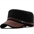 Casquette militaire plate en coton noir avec visière en cuir marron, vue de côté - Réglable / Noir