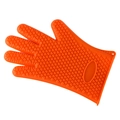 Thick orange silicone oven mitt with non-slip heart texture and hanging hole design - Orange