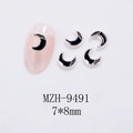 Detalle de dijes para uñas en forma de luna con esmalte negro y textura plateada - MZH-9491 Plata Negro Luna (7*8mm)