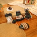 Lot de 4 décorations de Noël en lin avec motifs écossais et flocons sur bois rustique - Ensemble vert de 4 pièces