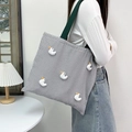 Borsa tote in tela a righe con simpatiche anatre 3D e spalline verdi da donna - Anatra 3D Strisce Nere