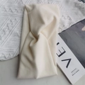 Beige + Weiß