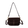 Retro Satteltasche in Schokobraun aus mattem Wildleder-Imitat mit Metallverschluss - Braun