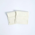 6.2*6.2cm / Gebrochenes Weiß