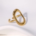 Anillo abierto rectangular geométrico en acero inoxidable dorado con diseño minimalista - Dorado