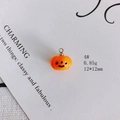 Vue macro d'un pendentif citrouille d'Halloween en résine 12x12mm pour bijoux DIY - 4# Mini Citrouille Orange