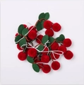 Decorazioni ciliegie in feltro rosso fatte a mano con foglie verdi per decoro fai-da-te - Pallina di Bacche Rossa / 12 paia per filo / Lunghezza 2,3 m
