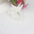 10mm Gebroken Witte Kunststof Parelarmband