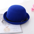 Elegante cappello in lana blu reale per donna con cinturino nero e fibbia in metallo - Blu Reale