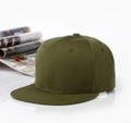 Cappellino da baseball a tesa piatta verde militare in stile hip hop su sfondo semplice - Regolabile / Verde Militare