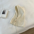 Cagoule tricotée blanc crème avec boutons en bois et cordon de serrage réglable chic - Blanc Cassé
