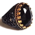 Vintage snake-wrapped black faceted gemstone ring with black filigree and gold details - Adjustable Open / Black Hollow Crown Edge