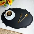 Schwarz Geformtes Oval Tischset