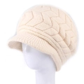 Gorro de punto trenzado beige con visera corta y forro polar de doble capa suave - Talla única / Estilo Doble Flecha / Beige