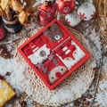 Christmas gift box with 4 pairs of 3D cartoon animal cotton socks for women - One Size / Red Boxed Set