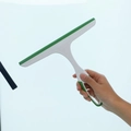 Tergivetro manuale con manico in plastica bianca e lama in silicone verde per pulizia vetri - L Verde