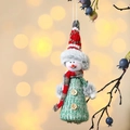 Pupazzo di neve natalizio appeso con sciarpa a righe rosse e corpo in maglia verde per albero - Pupazzo di neve