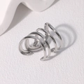 Anillo minimalista de acero inoxidable con espiral multicapa en acabado plateado - Estilo Abierto en Espiral de Cinco Capas / Color Acero