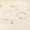 Conjunto de joyas elefante oro rosa con collar pendientes y pulsera con cristales - Juego de Tres Piezas Oro Rosa (KS119845-K)