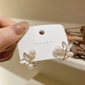 Elegant gold butterfly tulip earrings with white pearls and mother-of-pearl finish - ER1050-Butterfly Pearl
