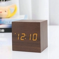 Despertador digital de madera en forma de cubo marrón oscuro con luces LED naranja - Madera Marrón Luz Blanca