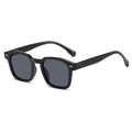 Gafas de sol cuadradas clásicas en negro brillante con lentes polarizadas grises y remaches - Montura Negra Lente Gris