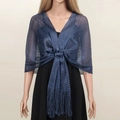 Detailaufnahme des blauen Metallic-Strickschals mit Ringschnalle und Fransen - 190cm / Marineblau Mit Ring (9#)