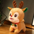 Pluche kerstrendierpop met bruine vacht, rode neus en een gouden kerstbelletje - 16cm / Hert