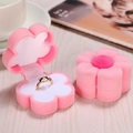 Elegante caja de terciopelo rosa con forma de flor para anillos de boda y joyería - 6.5*6.5*3.8CM / Rosa