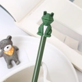 Creative 3D cartoon green frog silicone head gel pen with matching dark green barrel - Frog