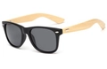 Gafas de sol clásicas en negro mate con patillas de bambú natural y lentes gris oscuro - Montura Negro Mate/Lentes Grises